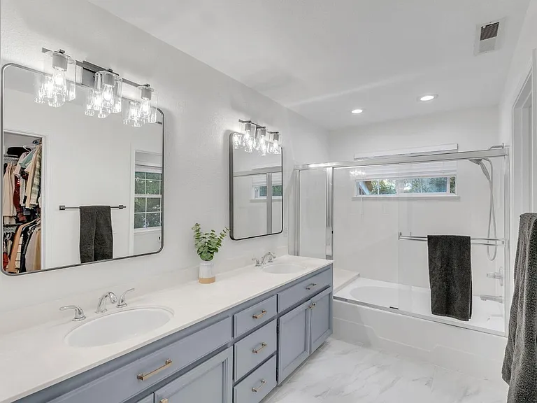 437 Calle Cerro — Photo 18