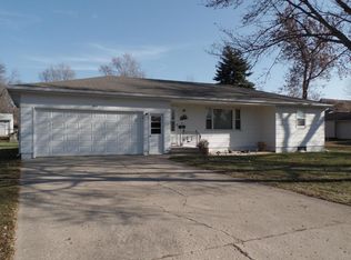 1004 H Ave, Milford, IA 51351