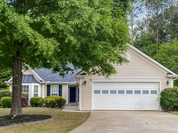 149 Lake Cove Approach, Newnan, GA 30265