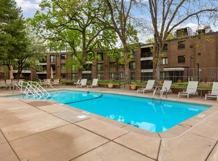 3412 Oak Ridge Rd APT 211, Minnetonka, MN 55305