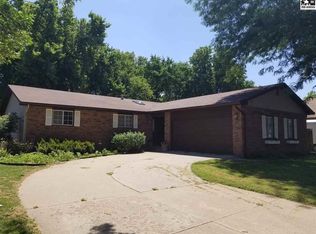 206 Northridge Ct, Lindsborg, KS 67456