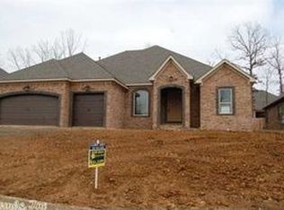 108 Sierra Valley Loop, Maumelle, AR 72113