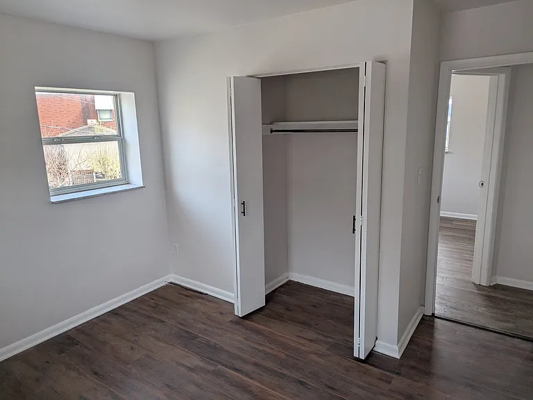 300 California Ave #3 — Photo 9