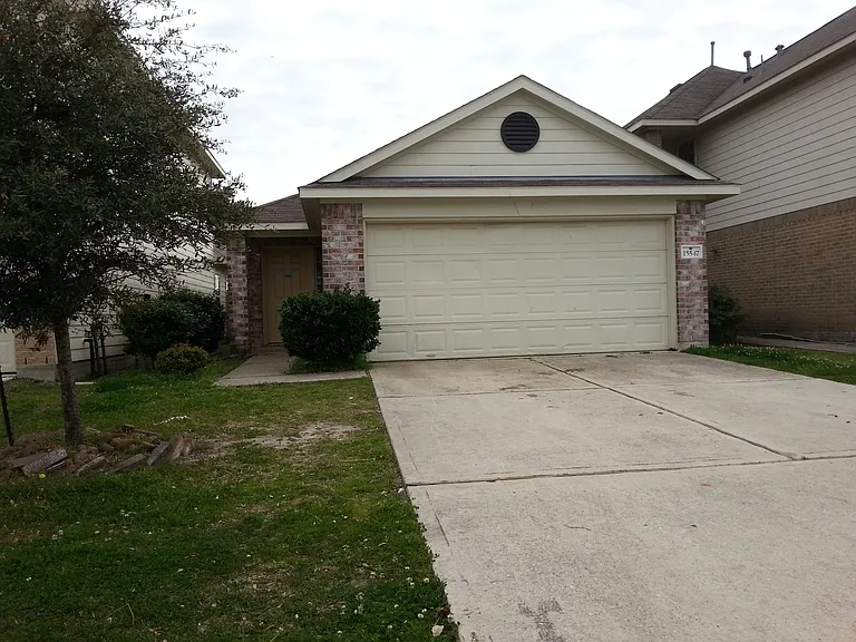 15547 Kiplands Bend Dr — Photo 2