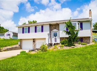 2 Sumney Rd, Bentleyville, PA