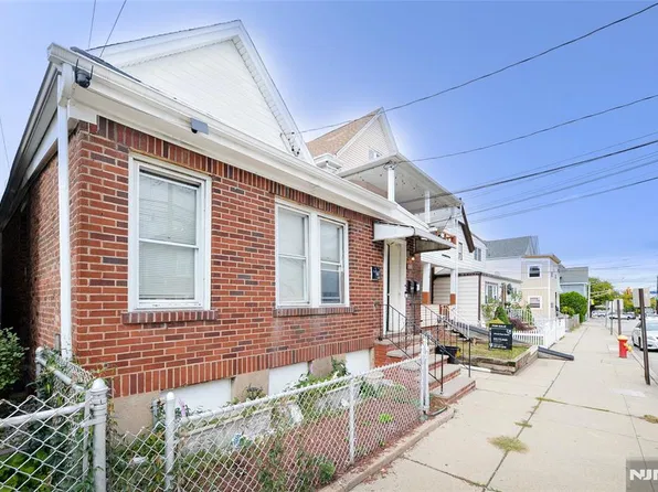 130 Ackerman Avenue, Clifton, NJ 07011