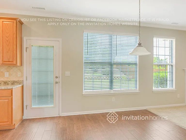 12428 Kendall Ridge Ct — Photo 11