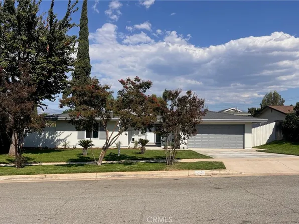 717 Greenwood Ct, Redlands, CA 92373