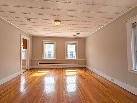 2nd image of 720-722 Massachusetts Ave #720_9