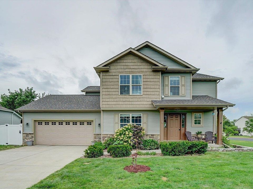 1st image of 401 Oakbrook Dr