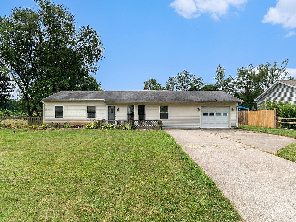 1st image of 42 Arlington Dr