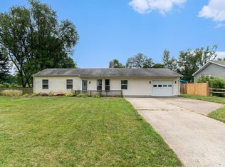 42 Arlington Dr, Osceola, IN 46561