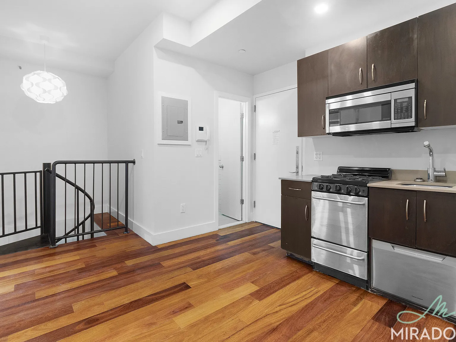 636 East 11th Street — Photo 1