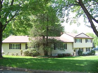 641 Cobh Rd, River Vale, NJ 07675