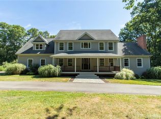 22A Longview Ave, Waterford, CT 06385
