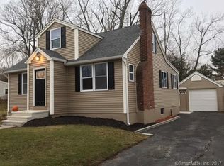 17 Boylston St, Meriden, CT 06450