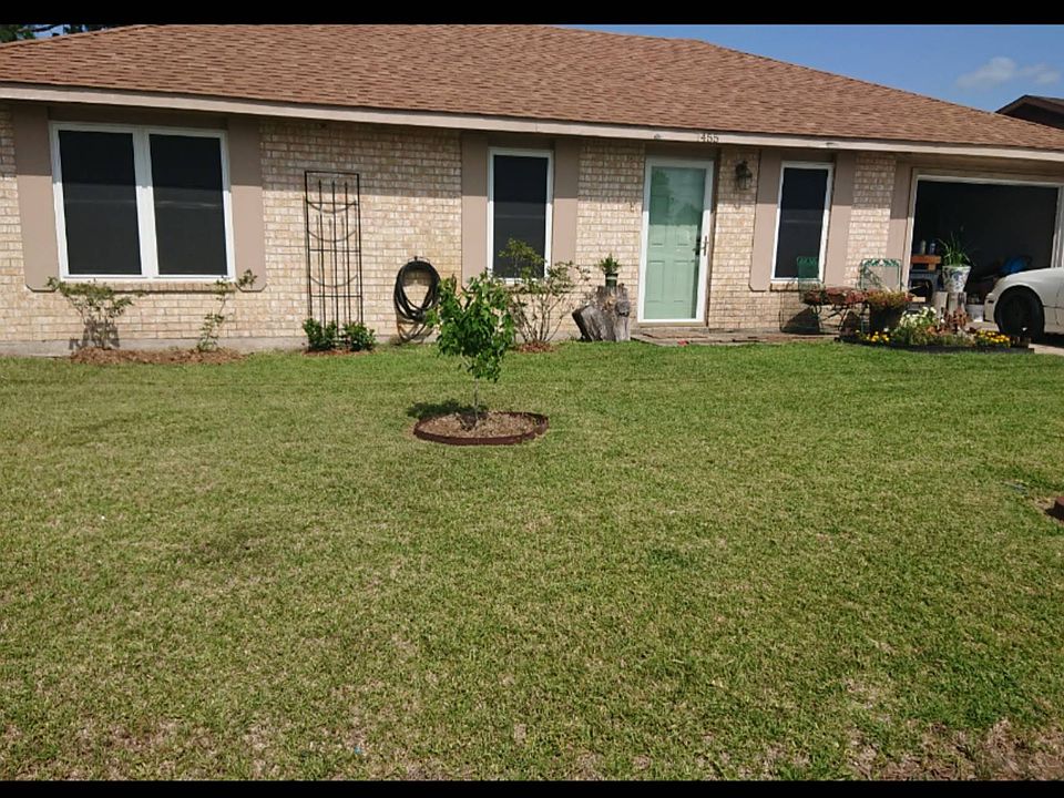 1st image of 7455 Victoria Dr