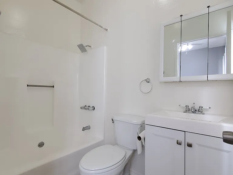 3020 Altura St #3 — Photo 8