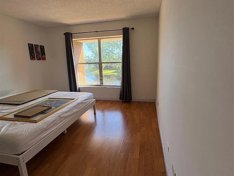 3670 Inverrary Dr #3B — Photo 20