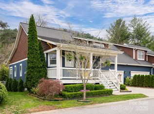 5 Craftsman Cir, Asheville, NC 28805