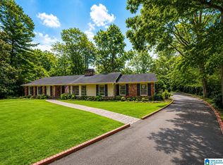 3349 S Brookwood Ln, Mountain Brook, AL 35223