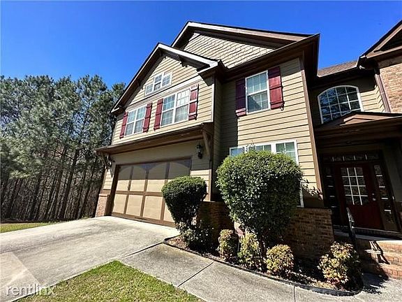 3rd image of 460R Chandler Bluff Ct