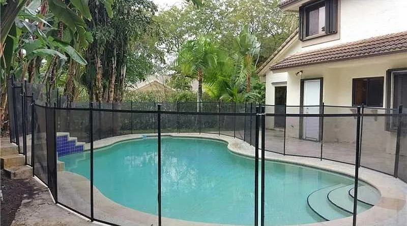 4 bed, 2289 sqft, $4,500 — Photo 2