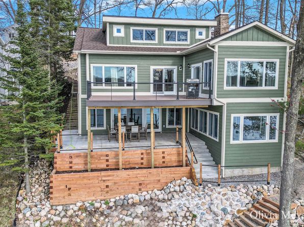 3753 Alden Nash Ave NE, Lowell, MI 49331