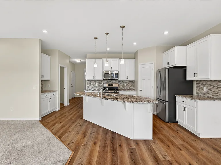 1939 Mulberry Ln — Photo 5