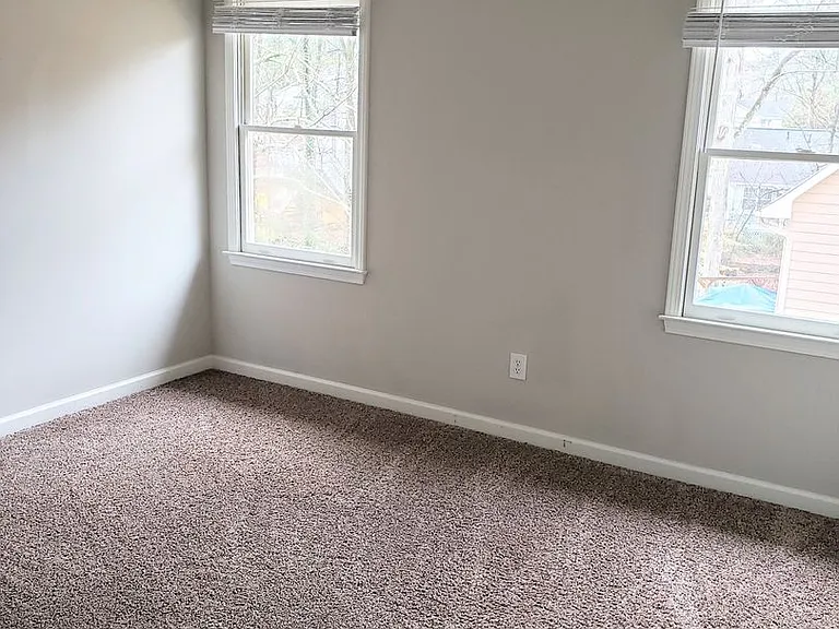 1352 Hearthstone Way NW — Photo 20