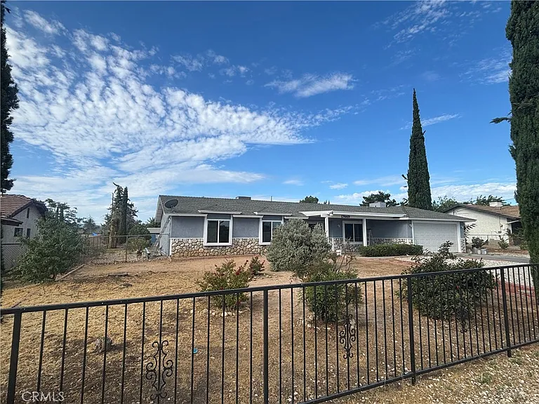 17669 Main St — Photo 2