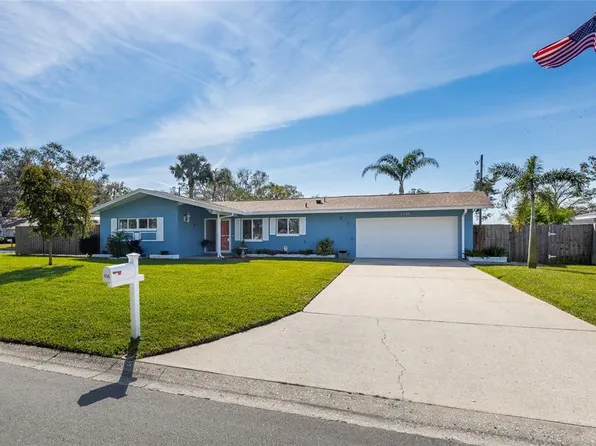 1745 Emerald Dr, Clearwater, FL 33756