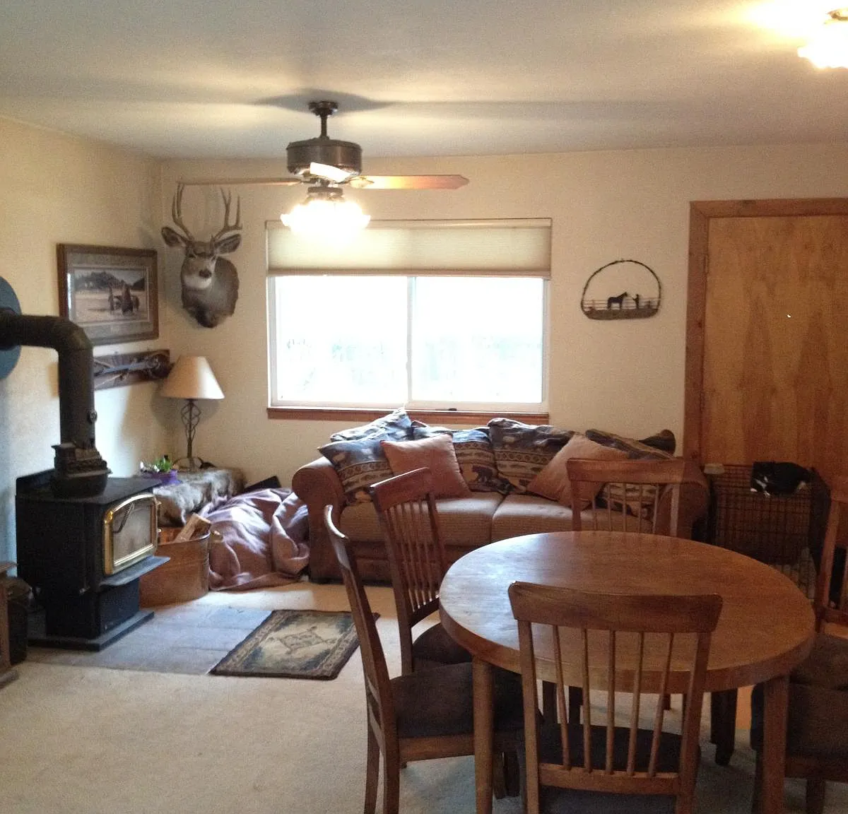 3 bed, 2.5 bath, 1800 sqft, $3,200 — Photo 3