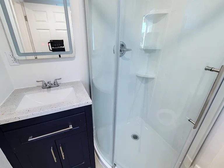 1224 W 37th Pl — Photo 92