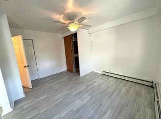 12 Ivy Pl #2, Yonkers, NY 10701