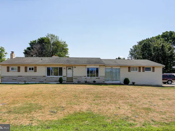 12400 Molly Pitcher Hwy, Greencastle, PA 17225