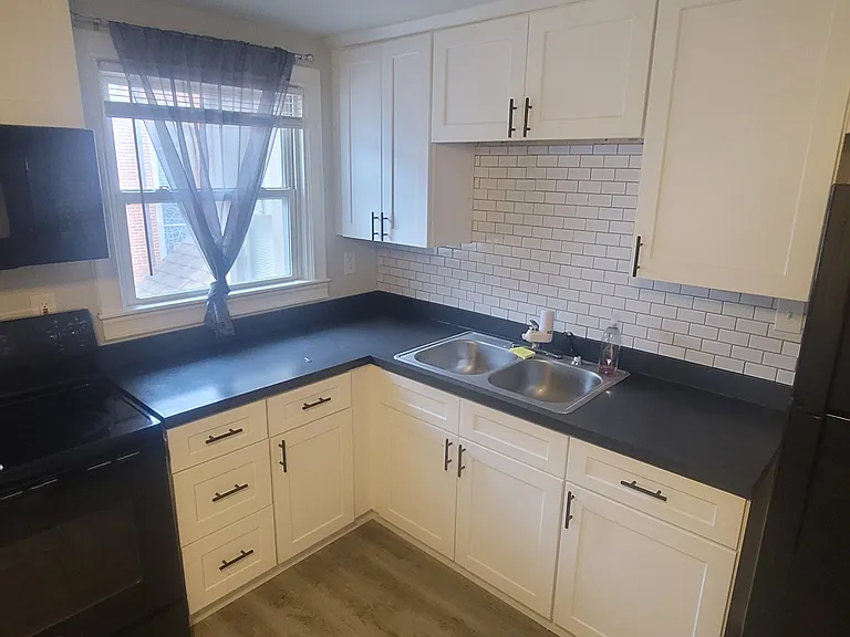 518 Bridge St #A-1 — Photo 3