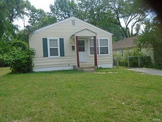 614 Cunniff Pl photo 1