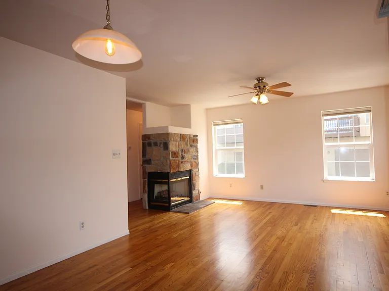 3220 Capstan Way #125 — Photo 6