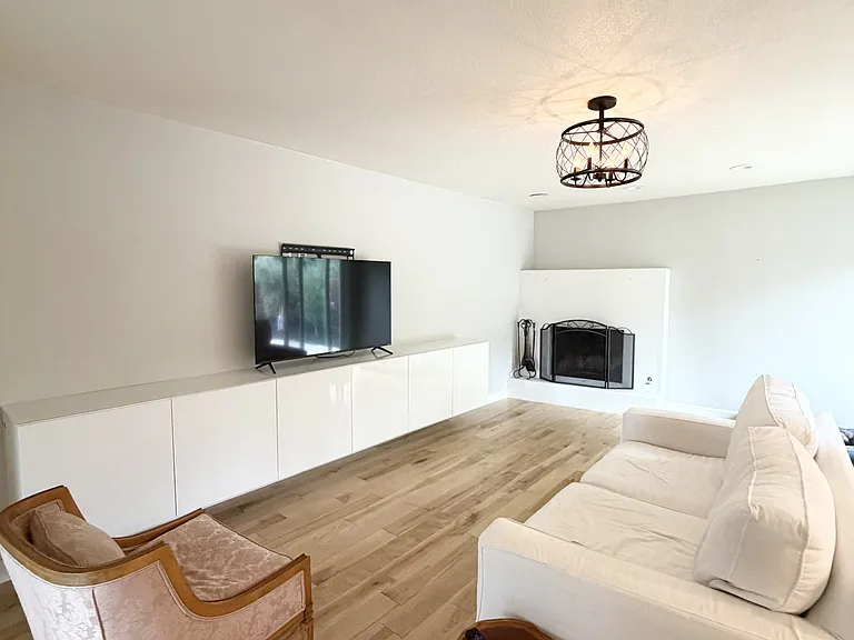 5427 Yerba Buena Rd — Photo 7