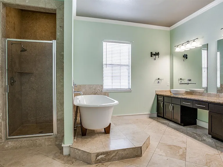 3405 Bryan St — Photo 10
