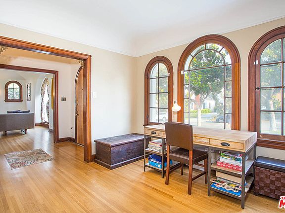 5th image of 3503 Crestwold Ave