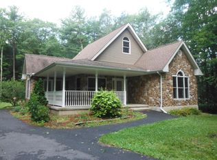 628 Sunset Rd, Stroudsburg, PA 18360