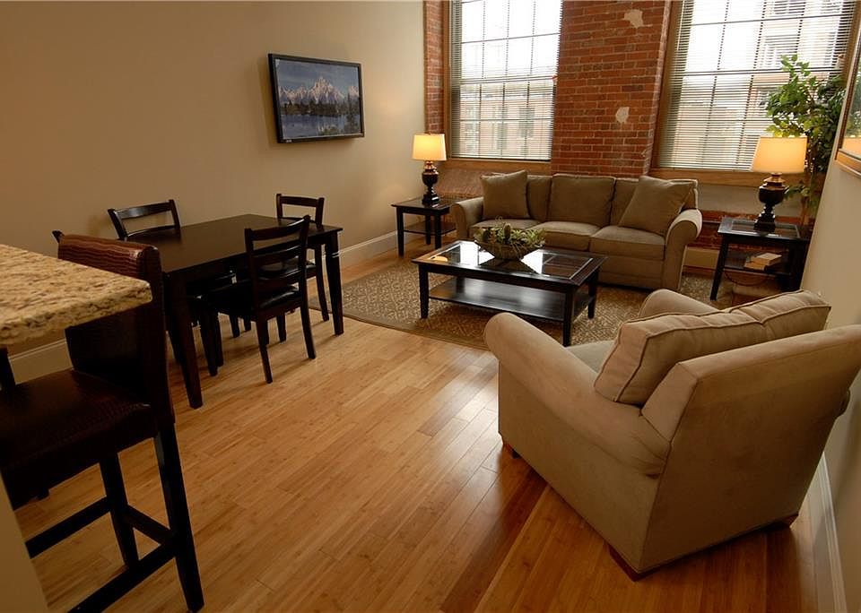 1st image of 12 Eagle St Unit 308