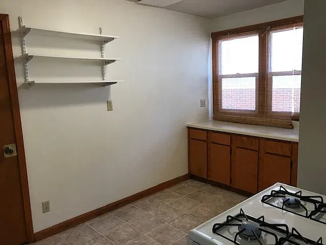 1 bed, $725 — Photo 2