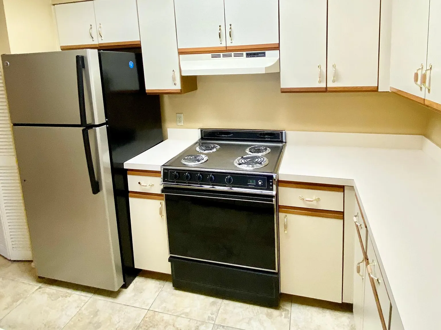 2333 Feather Sound Dr — Photo 4