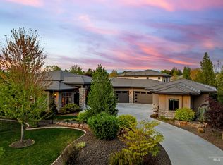 7030 N Sienna Glen Way, Meridian, ID 83646