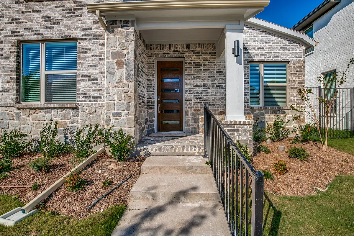 Building Photo - 13280 Jonata Street Dr