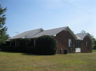 160 Rocky Hill Ln, Glennville, GA 30427