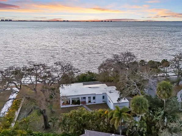 820 Indian Beach Dr, Sarasota, FL 34234